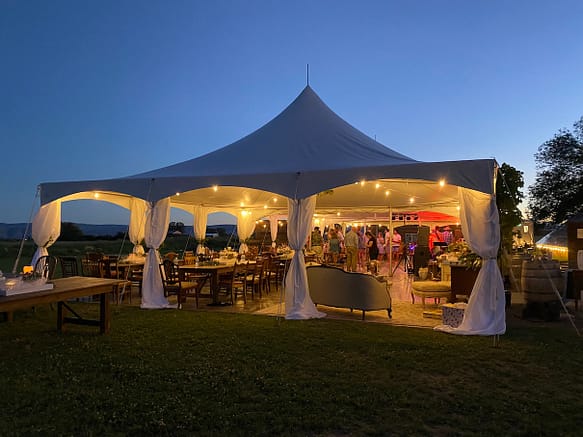 Party tent by HB